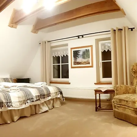 Dom Jesionow * Idzikow