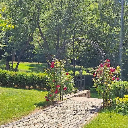 Dom Jesionow * Idzikow