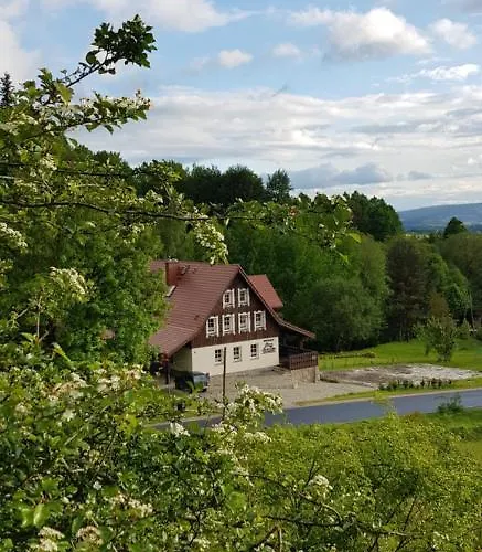 팜스테이 Dom Jesionow