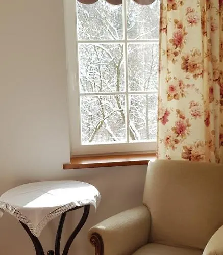 팜스테이 Dom Jesionow